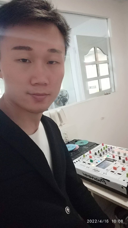 林锋的第四张照片--福清中老年相亲网